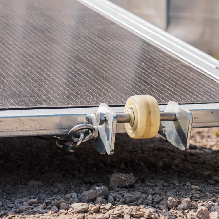 缅甸光伏折叠集装箱定制指南：尺寸设计、技术参数与行业应用解析